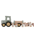 Farm traktor með vagni
