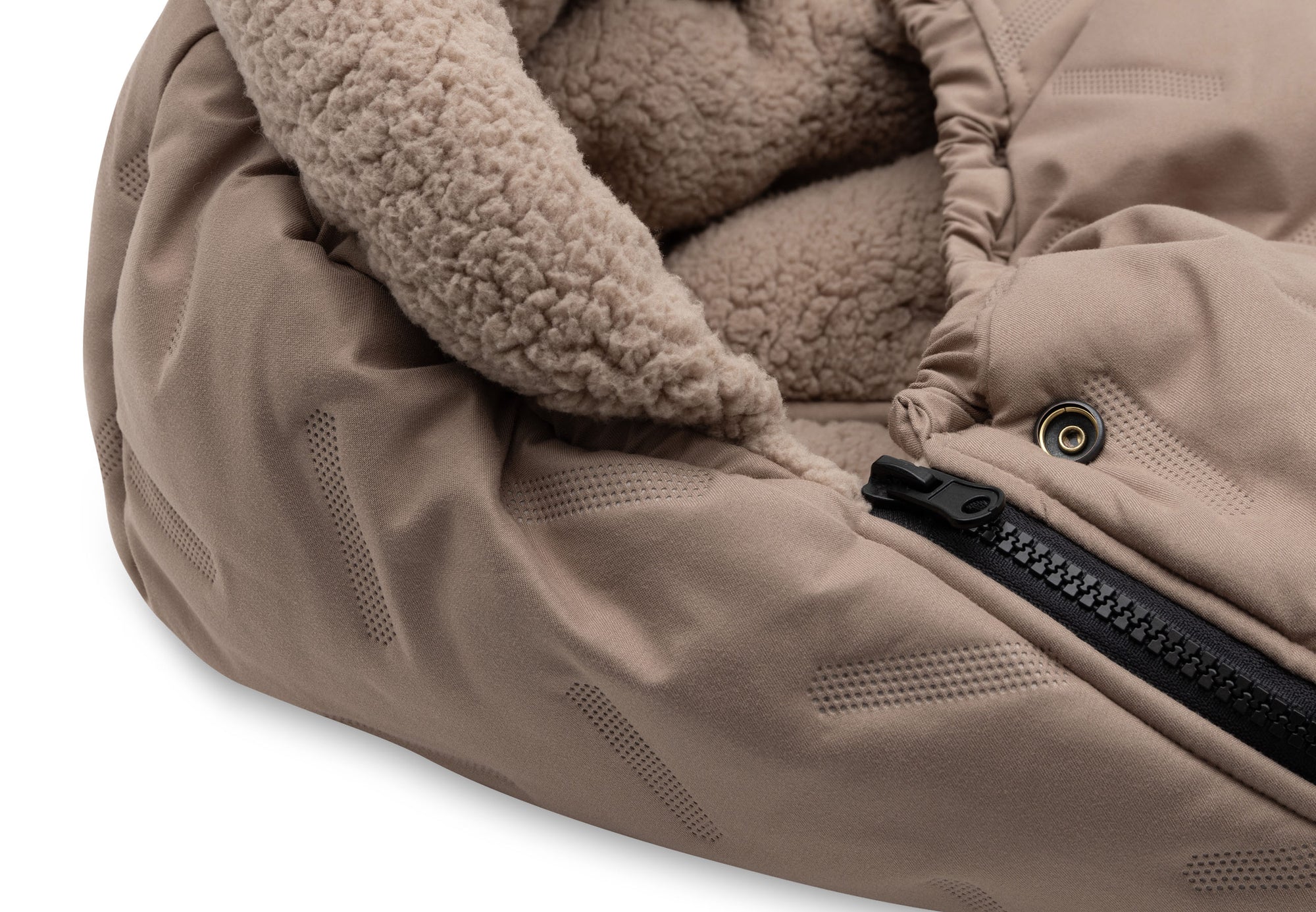 Bílstólapoki Embossed - Milky Coffee - miniplay.is