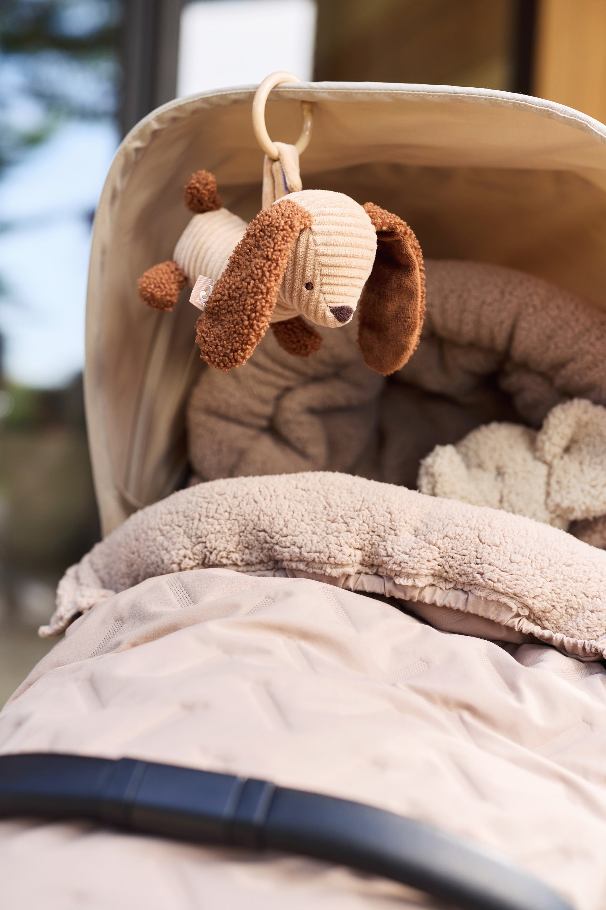 Kerrupoki Embossed - Milky Coffee - miniplay.is