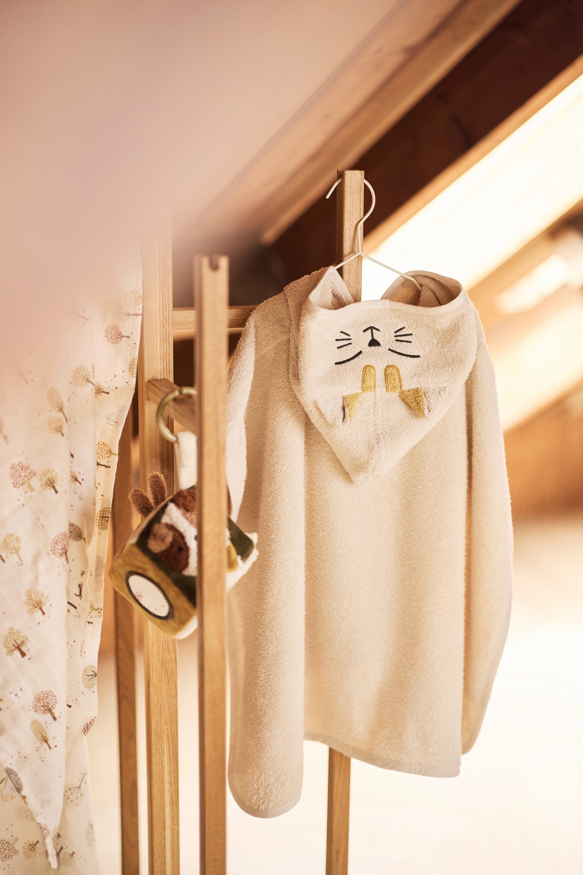 Handklæði Poncho - Charlie - miniplay.is