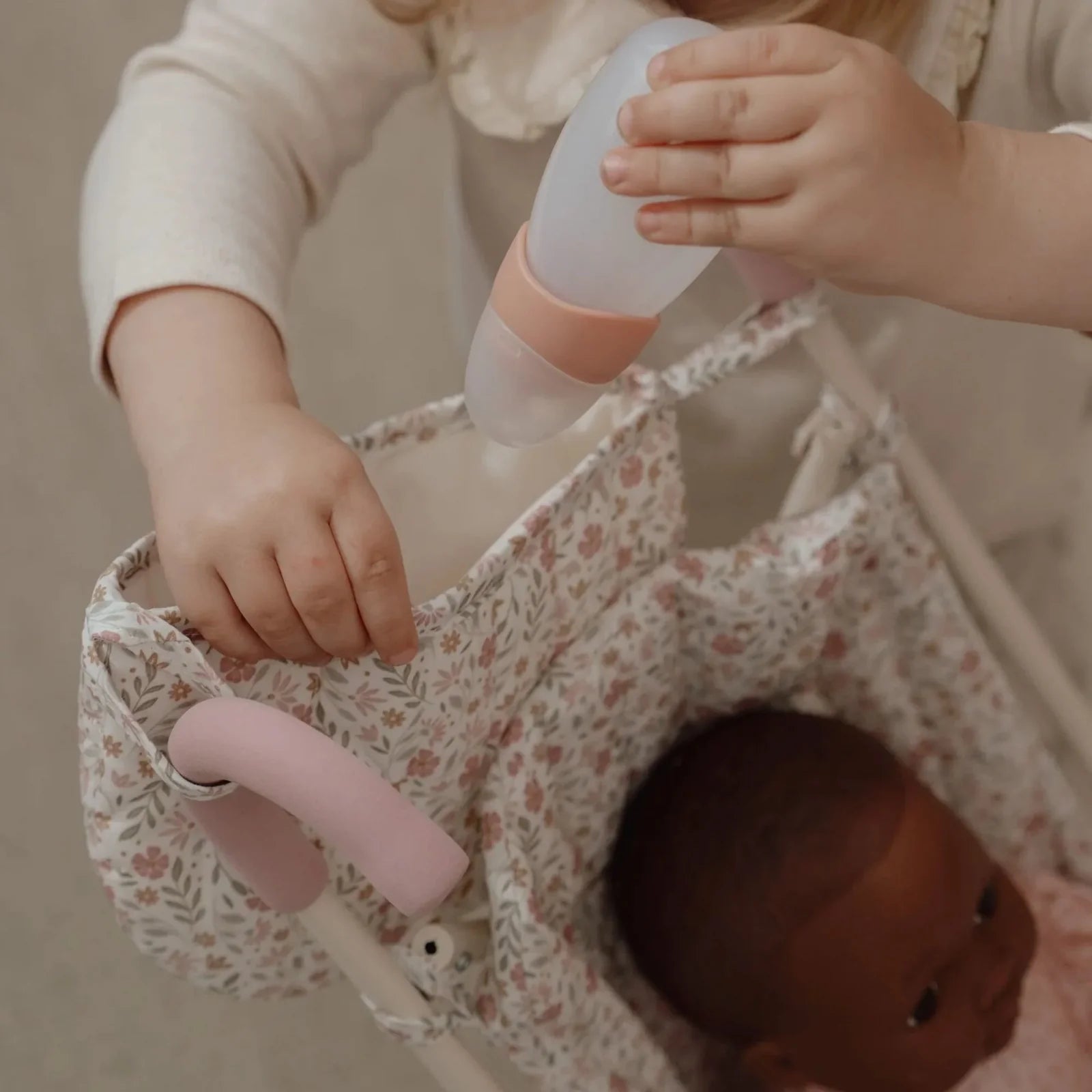 Dúkkukerra samanbrjótanleg - Soft flowers - miniplay.is