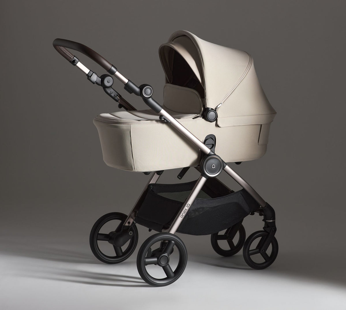 Anex IQ 3-in-1 stroller in Soya