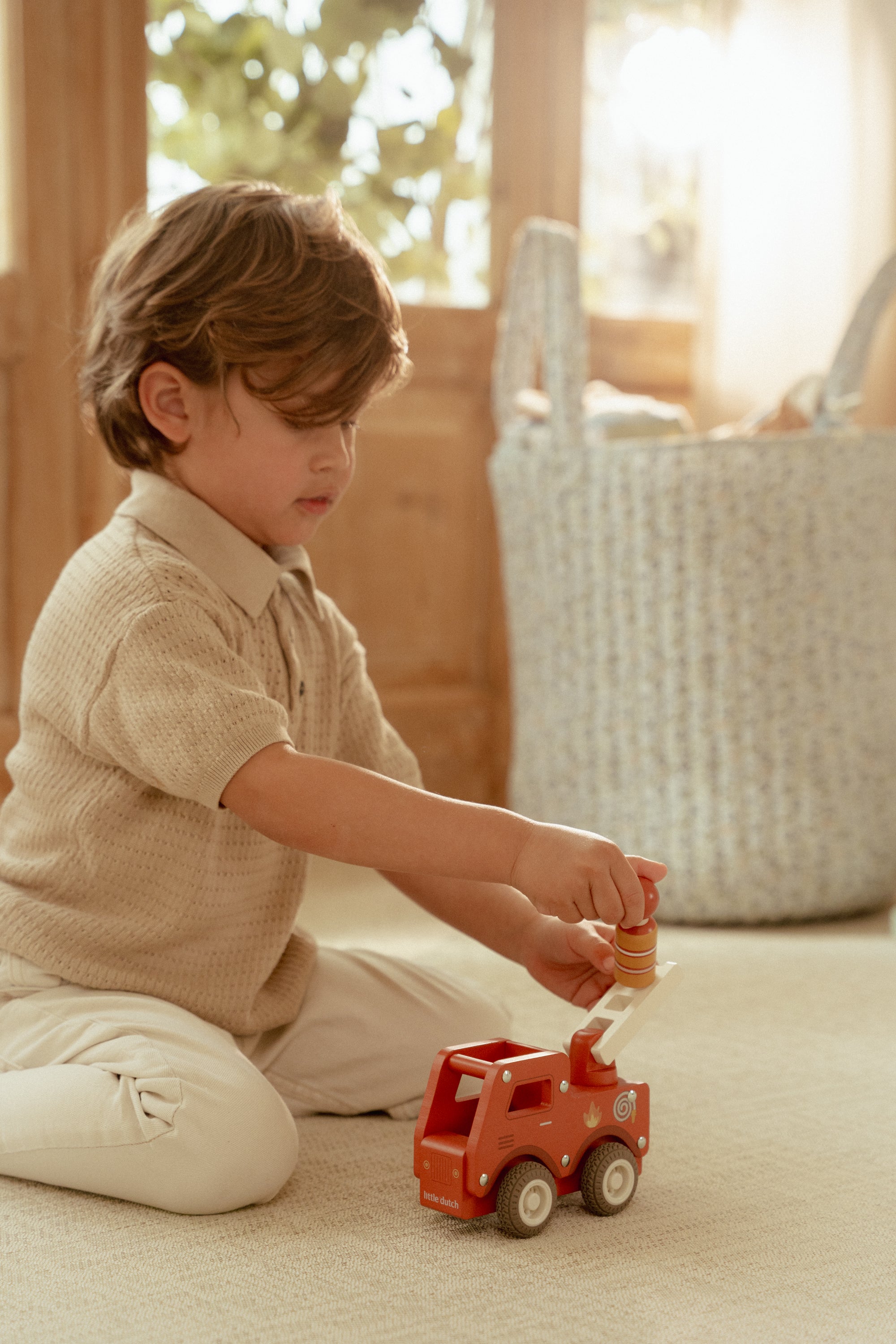 Lítill slökkvibíll + karl - miniplay.is