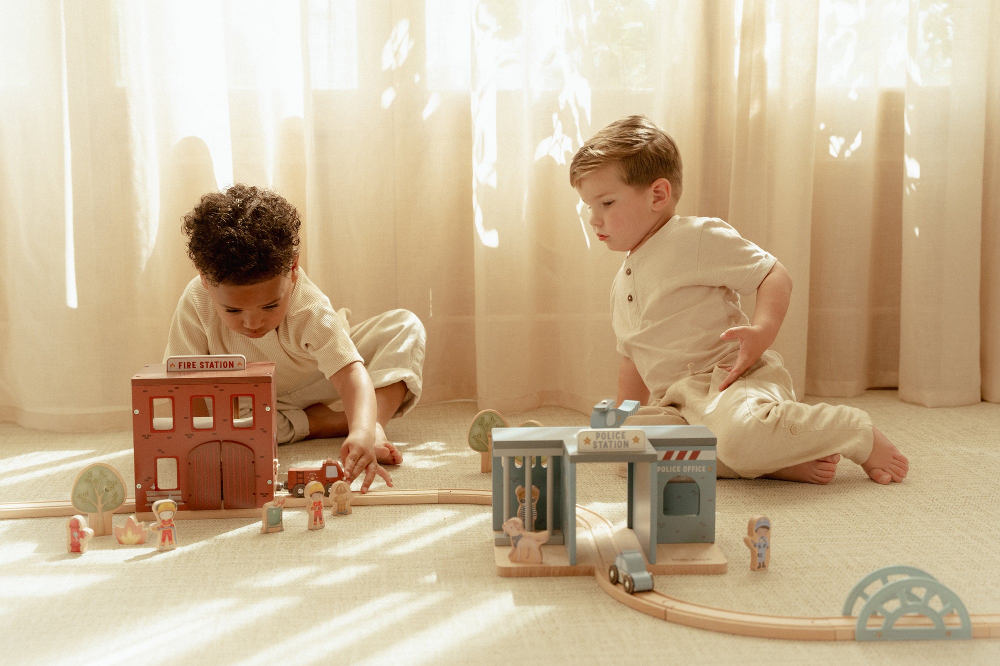 Slökkviliðsstöð - viðar - miniplay.is