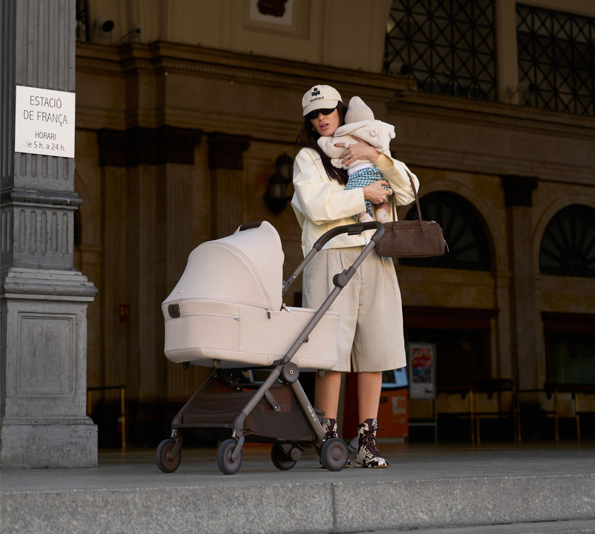 Anex Air-Q carrycot in Vanille