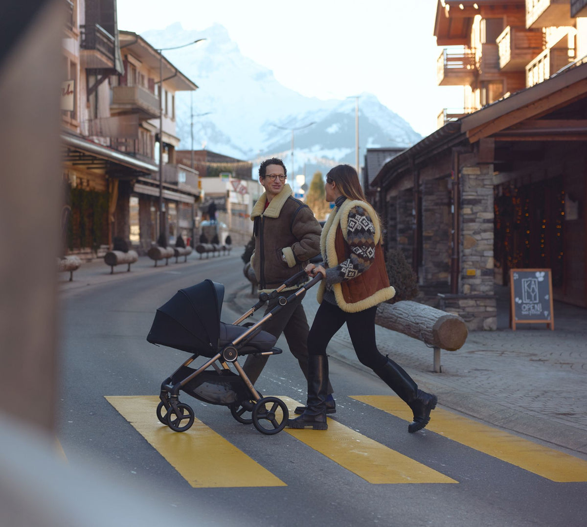 Anex IQ 3-in-1 stroller in Starless