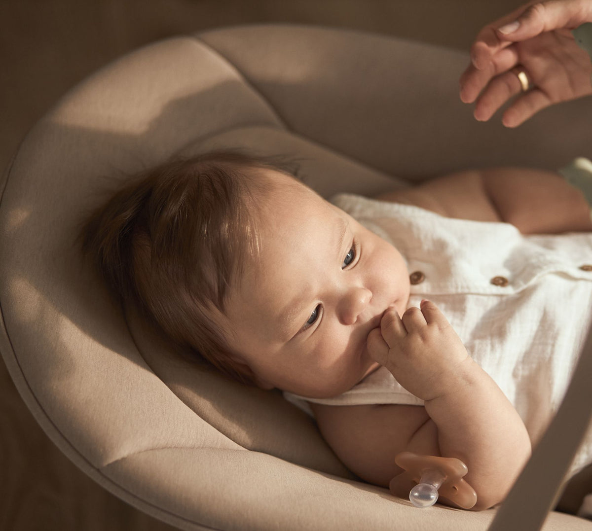 Anex Ozy rocker base in Fluff