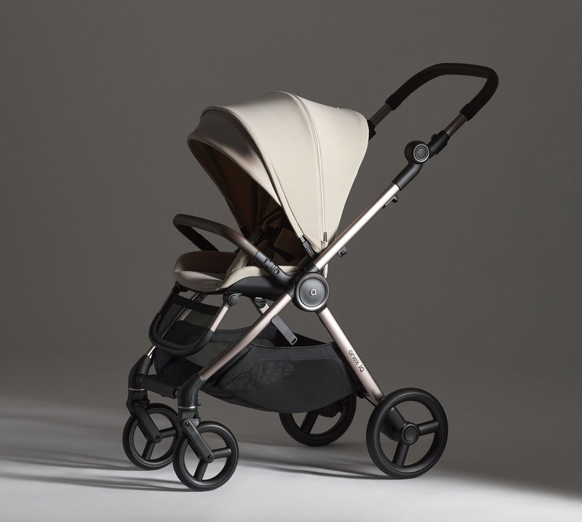 Anex IQ 3-in-1 stroller in Soya