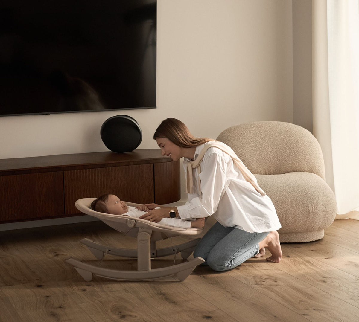 Anex Ozy rocker base in Fluff